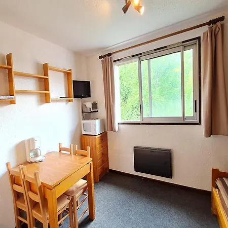 For 2 Guests, Les Duex Alpes Apartamento *